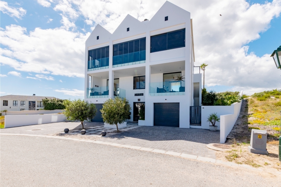 3 Bedroom Property for Sale in Shelley Point Western Cape